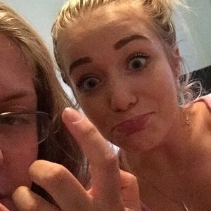 Meet your Posher, Rita